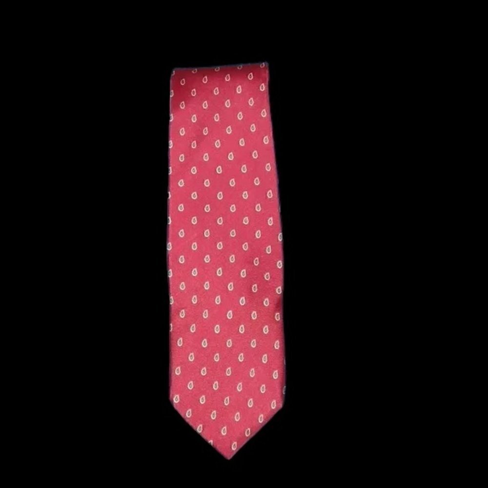 VGUC - Wembley Red 100% Silk w/Tiny Paisley Men’s Tie